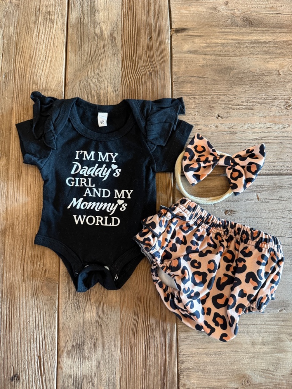 Preemie Newborn Daddy's Girl Bodysuit with Leopard Bloomers & Bow Set